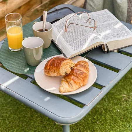 Sejour Pro Au Centre De Tarbes, Terrasse Privee, Wifi, Calme Et Autonomie דירה *